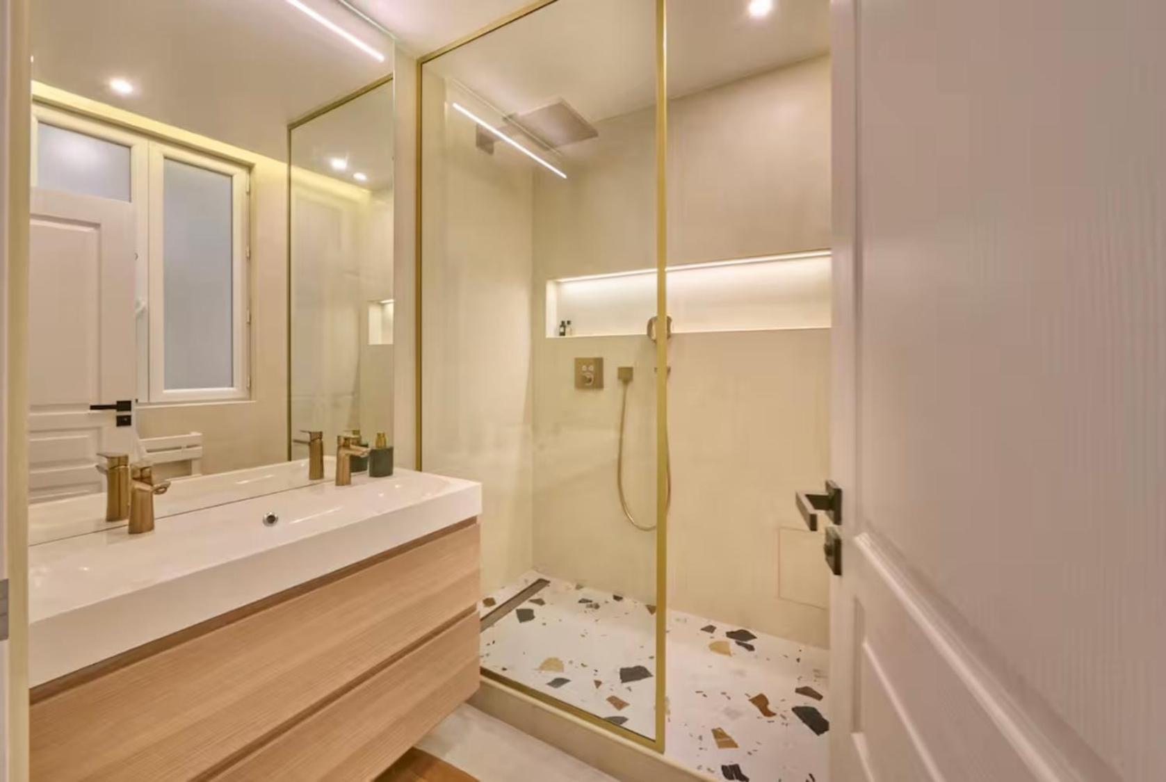 Beach - Kitchen - Wifi - Air Conditioning - Center - Tram Nice Dış mekan fotoğraf